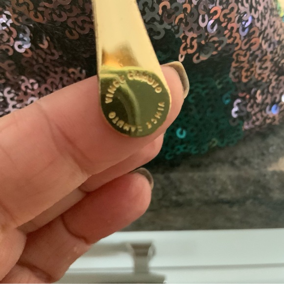 SALE BUY IT NOW. VINCE CAMUTO multi  color sequins makeup bag. Top signed zipper - Picture 4 of 10